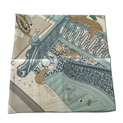 Hermès Carré 90 MYSTERE AU 24 Seidentuch Grau Fullset / neuwertig Hermès