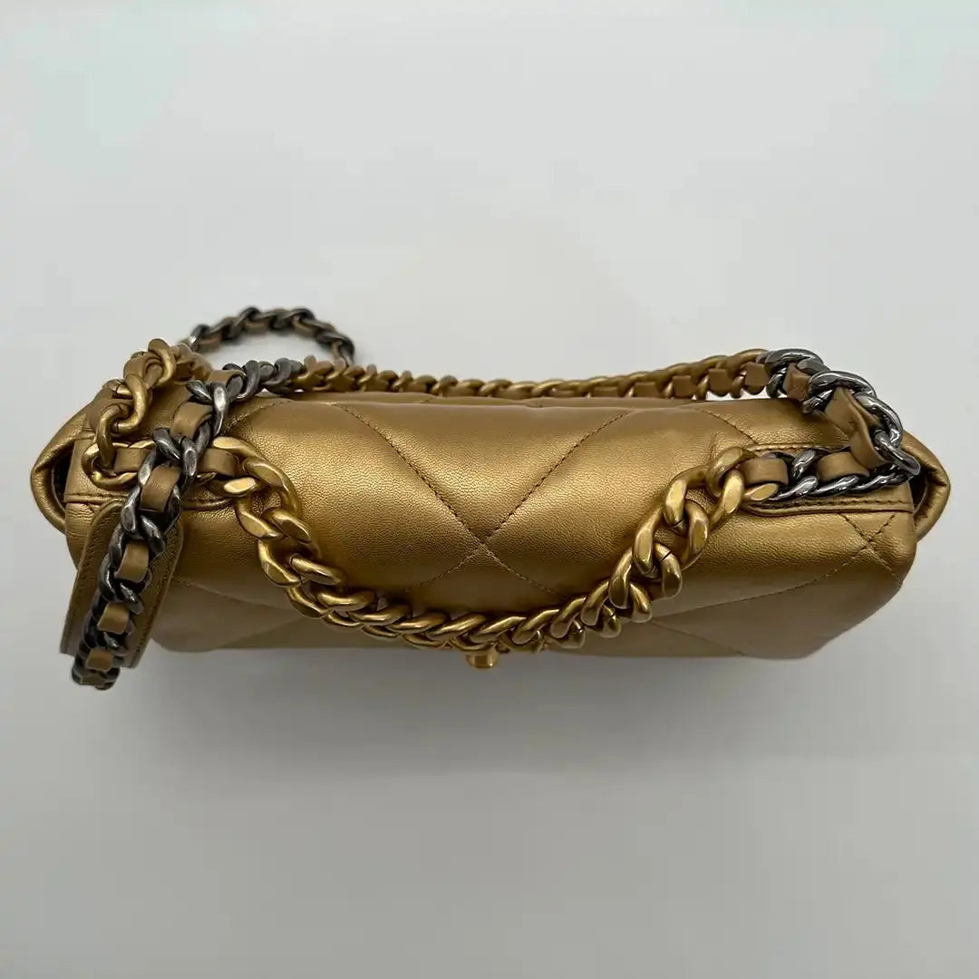 Chanel 19 Flap Bag Small Tasche Lammleder gold selten Fullset /  neuwertig Chanel