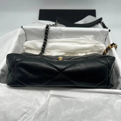 Chanel 19 Flap Bag Small Tasche Lammleder schwarz /  neu - Echtheitscheck