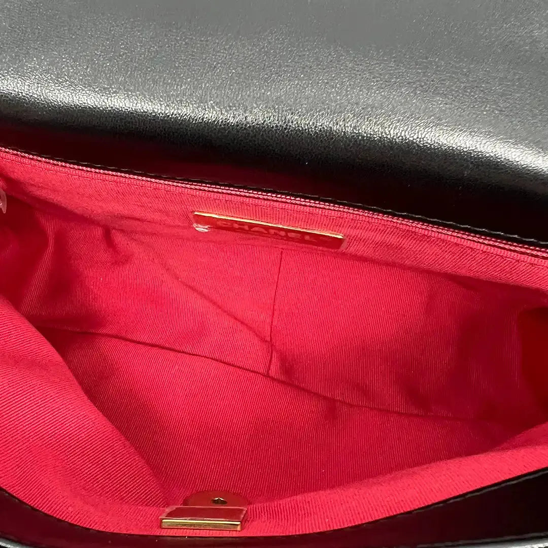 Chanel 19 Flap Bag Small Tasche Lammleder schwarz /  neu - Echtheitscheck