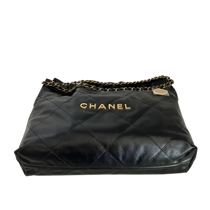 Chanel 22 mittelgoße Hobobag schwarz goldene Hardware 2025 Fullset / ungetragen Chanel