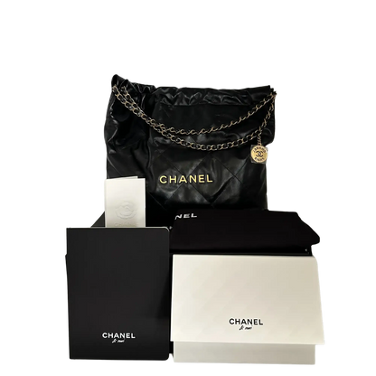 Chanel 22 mittelgoße Hobobag schwarz goldene Hardware 2025 Fullset / ungetragen Chanel