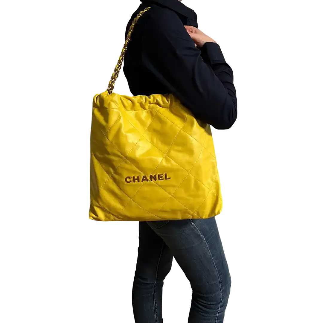 Chanel 22 mittelgroße Tasche Kalbsleder gelb / neuwertig Chanel