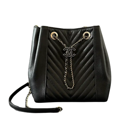 Chanel Bucket Bag Drawstring  Chevron Kalbsleder / sehr gut Chanel