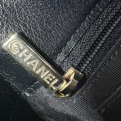 Chanel Bucket Bag Drawstring  Chevron Kalbsleder / sehr gut Chanel