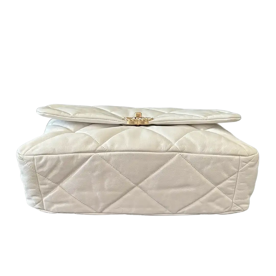 Chanel Chanel 19 Maxitasche Lammleder weiß / sehr gut Chanel