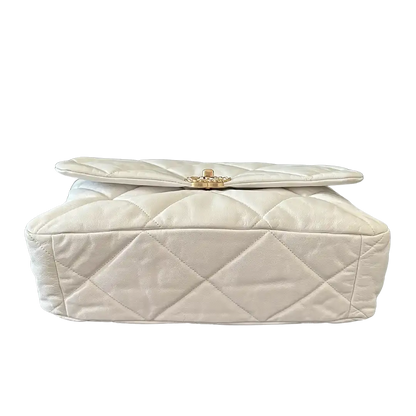 Chanel Chanel 19 Maxitasche Lammleder weiß / sehr gut Chanel