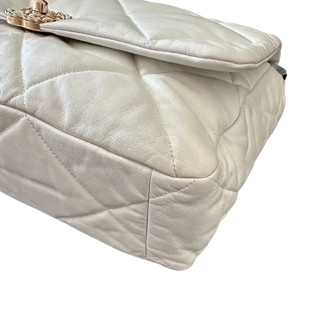 Chanel Chanel 19 Maxitasche Lammleder weiß / sehr gut Chanel
