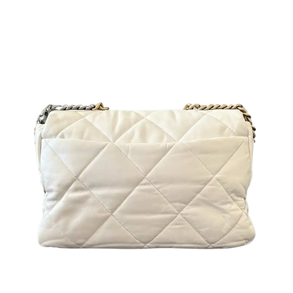 Chanel Chanel 19 Maxitasche Lammleder weiß / sehr gut Chanel