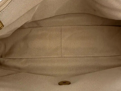 Chanel Chanel 19 Maxitasche Lammleder weiß / sehr gut Chanel