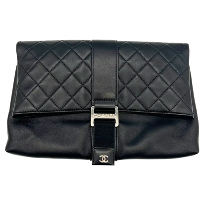 Chanel Clutch gestepptes Leder schwarz Arbeitstasche / sehr gut Chanel