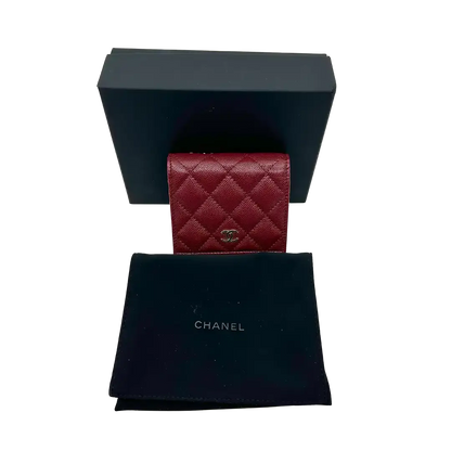 Chanel Geldbörse Bi-fold Kaviarleder Bordeaux / ungetragen Chanel