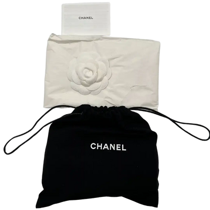 Chanel Kosmetiktasche CC Schnalle Leder / neu Chanel