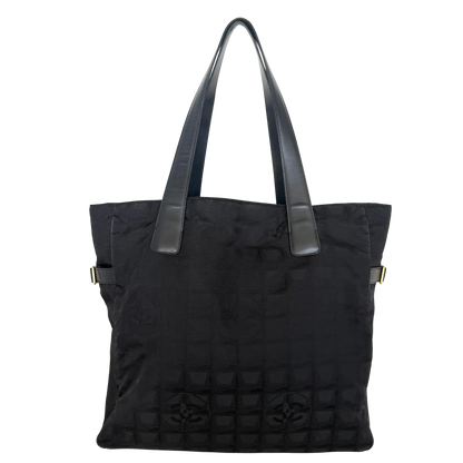 Chanel New Travel Line Tote Bag Schwarz / sehr gut Chanel