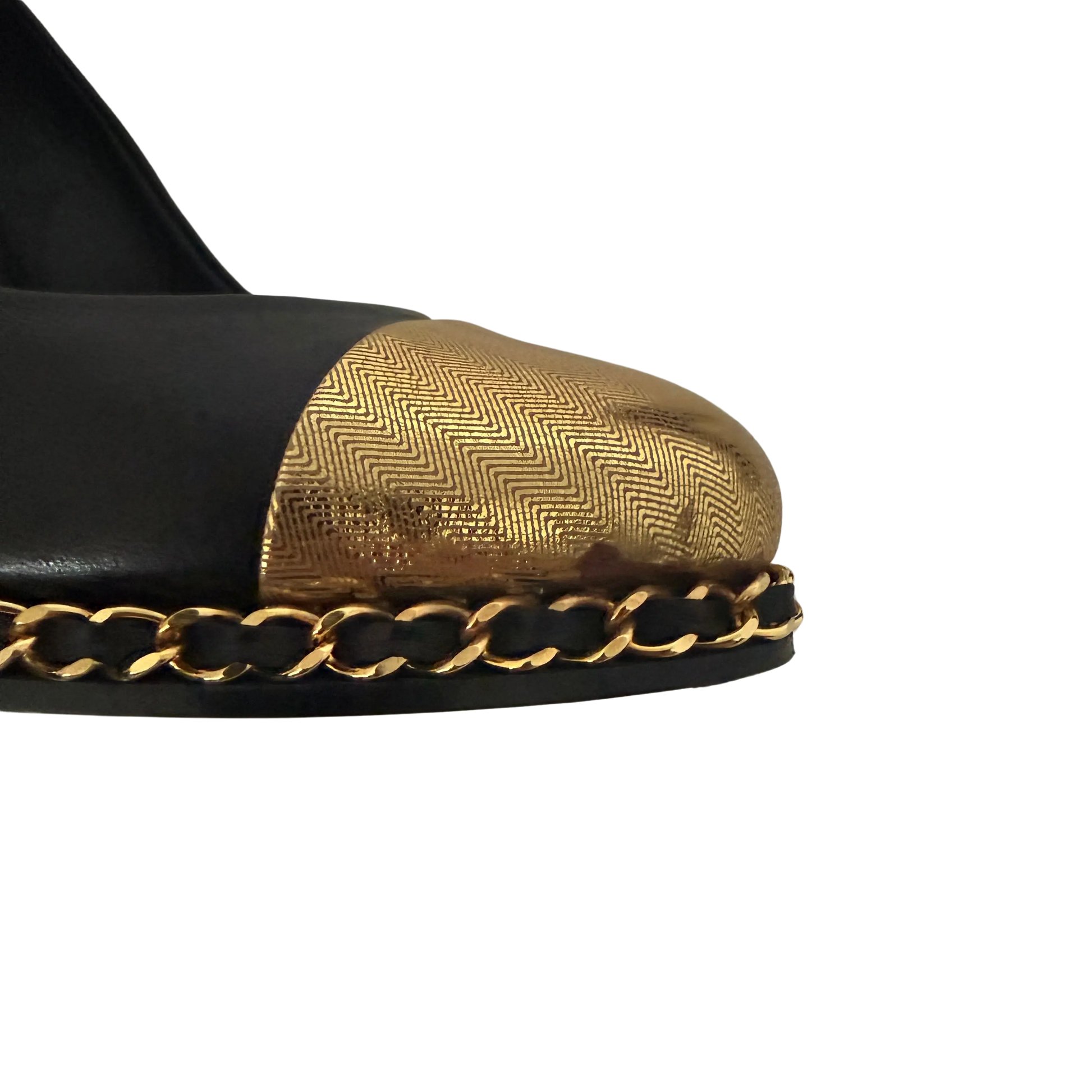 Chanel Pumps Black/Metallic Gold Leather Cap Chain Link Größe 38 1/2 / guter Zustand Chanel