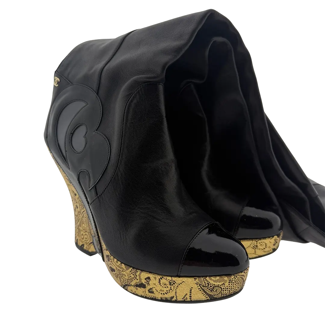 Chanel Thigh High Platform Boots schwarz gold Größe 38 1/2 / sehr gut Chanel