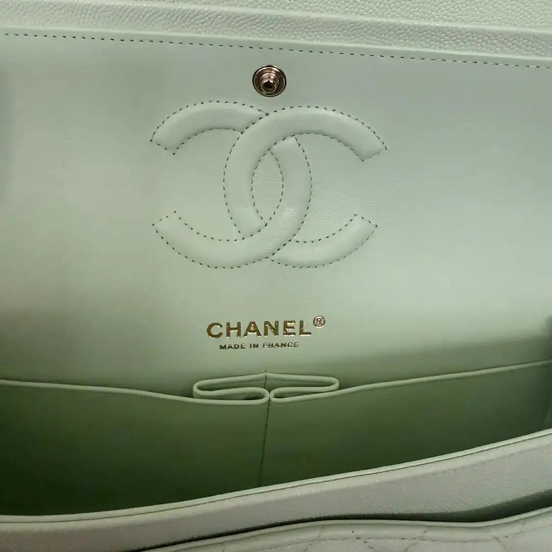 Chanel Timeless Double Flapbag Medium Kaviarleder light green 2022 / ungetragen Chanel