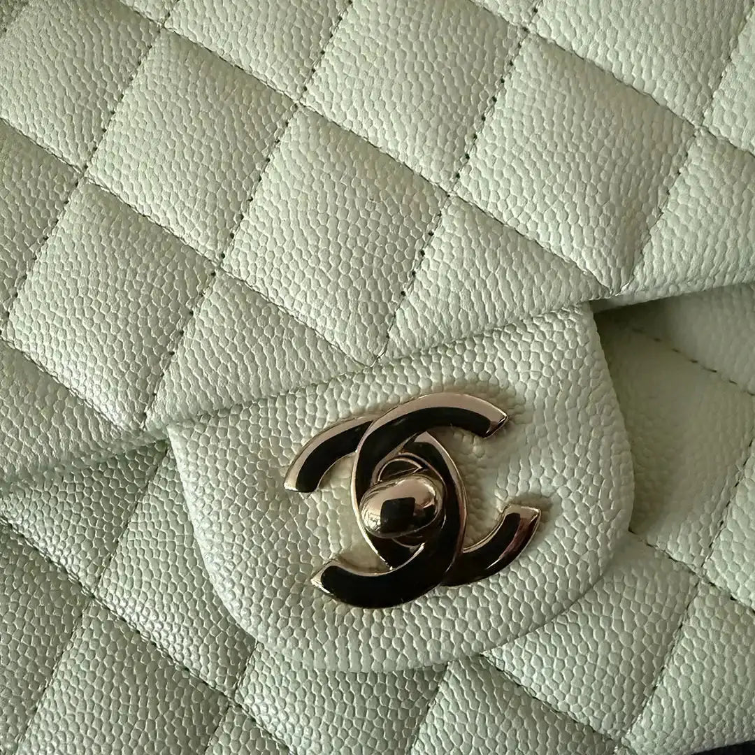 Chanel Timeless Double Flapbag Medium Kaviarleder light green 2022 / ungetragen Chanel