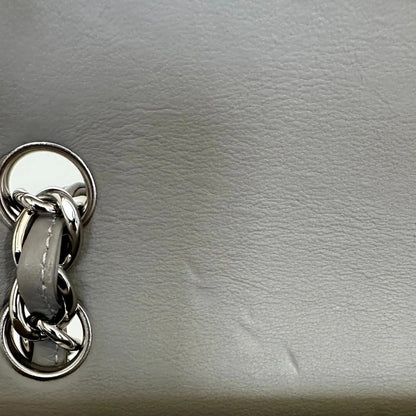 Chanel Timeless Maxi Double Flap Bag Champagner geprägtes Leder mit Iridescent-Finish selten / neuwertig Chanel