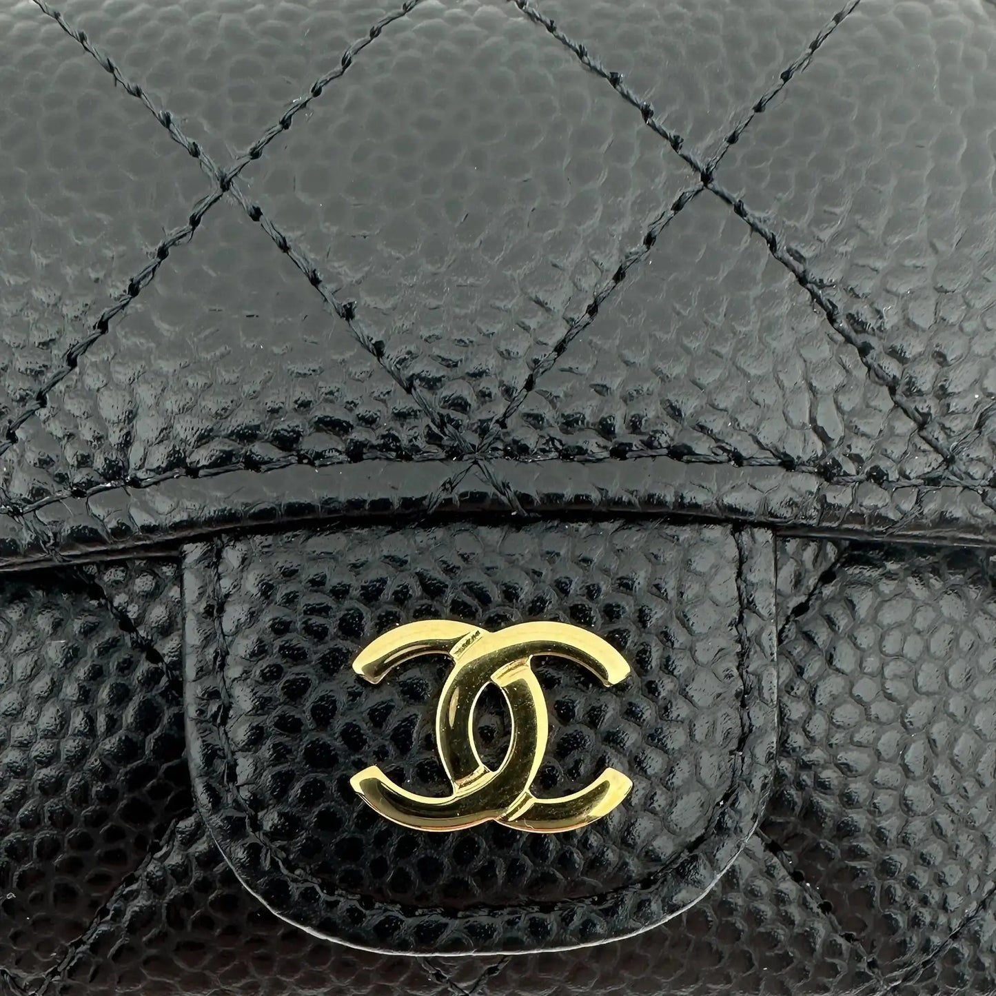 Chanel Timeless kleine Geldbörse (Kreditkartenetui) Kaviarleder schwarz Fullset 2025 / neuwertig Chanel
