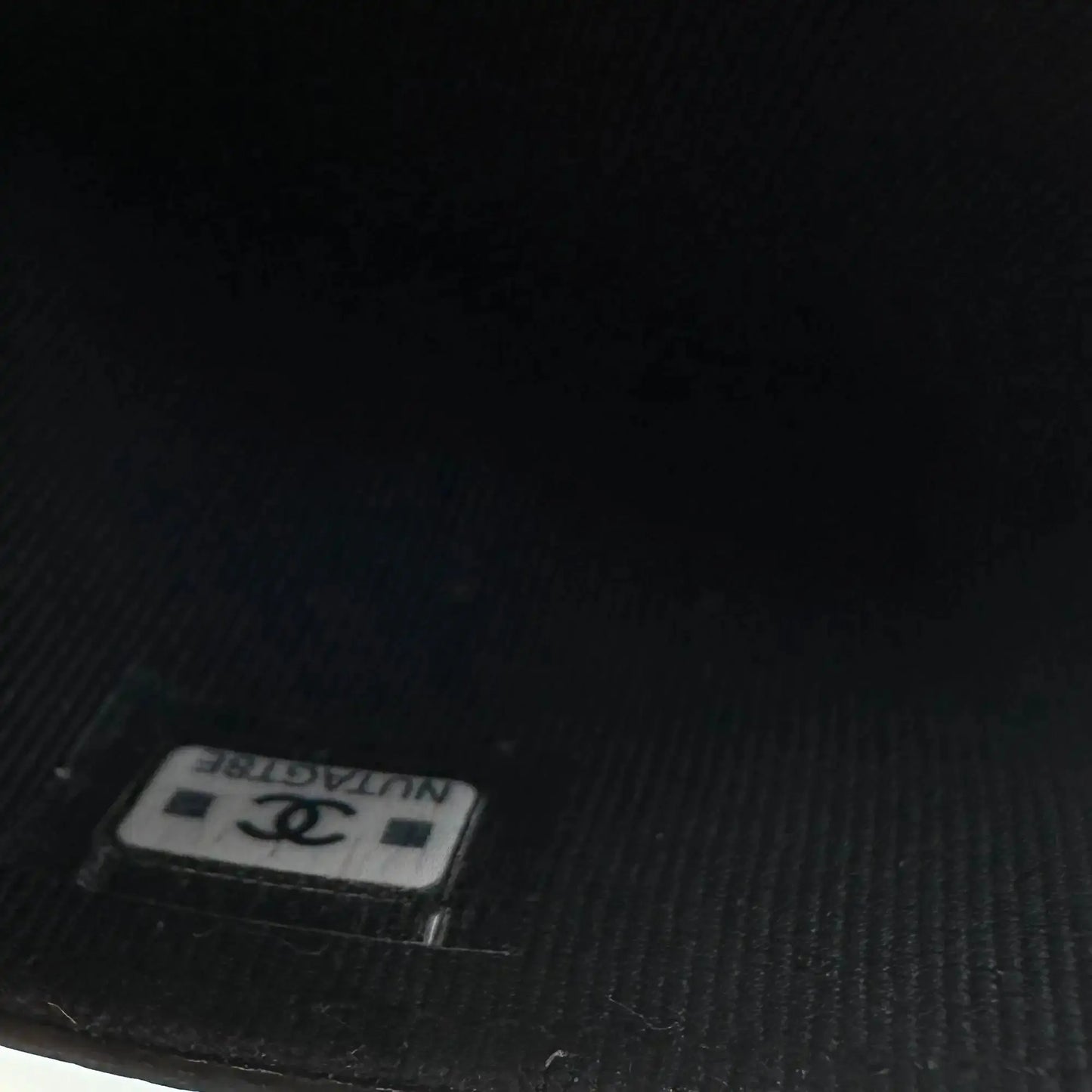 Chanel Timeless kleine Geldbörse (Kreditkartenetui) Kaviarleder schwarz Fullset 2025 / neuwertig Chanel