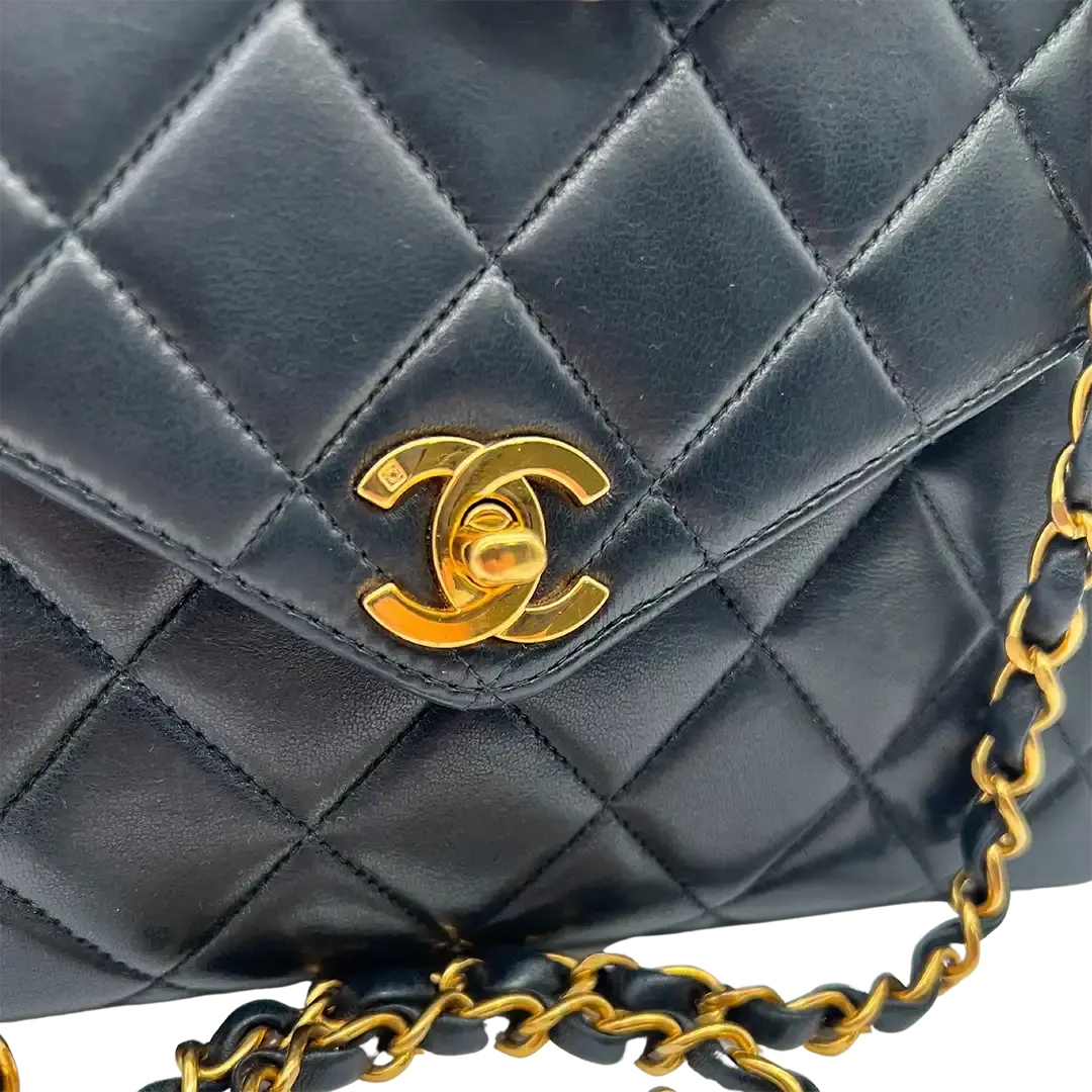 Chanel Vintage CC