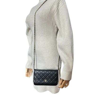 Chanel Wallet on Chain Bag Lammleder schwarz goldene Hardware / sehr gut Chanel