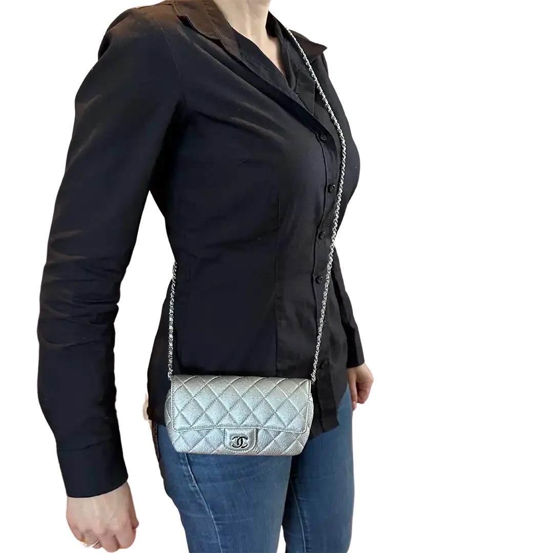 Chanel Wallet on Chain silberfarben mit Metallic-Effekt limitiert / ungetragen Chanel
