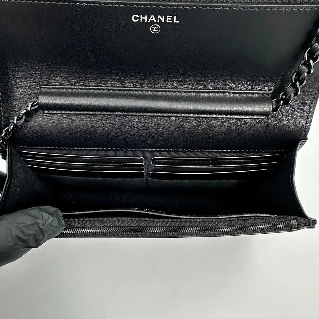 Chanel Wallet on Chain so black Edition Fullset Hardware verklebt / ungetragen Chanel