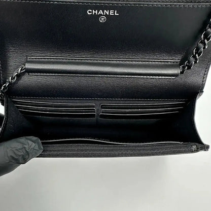 Chanel Wallet on Chain so black Edition Fullset Hardware verklebt / ungetragen Chanel