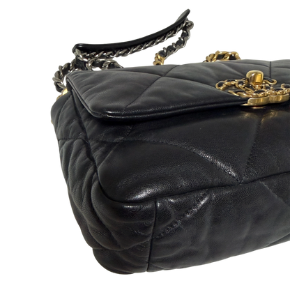 Chanel 19 Flap Bag Small Tasche Leder schwarz / sehr gut Chanel