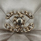 Chanel 19 Flap Bag Small Tasche Lammleder gold selten Fullset /  neuwertig