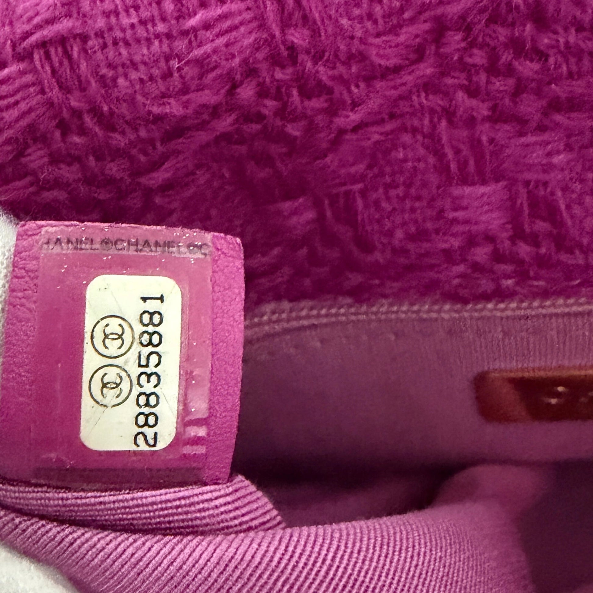 Chanel 19 Flap Bag Tweed Medium lila / neuwertig Chanel