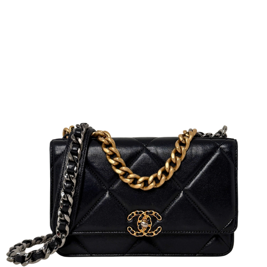 Chanel 19 Wallet on Chain glänzendes Lammleder Chip / sehr gut Echtheitscheck