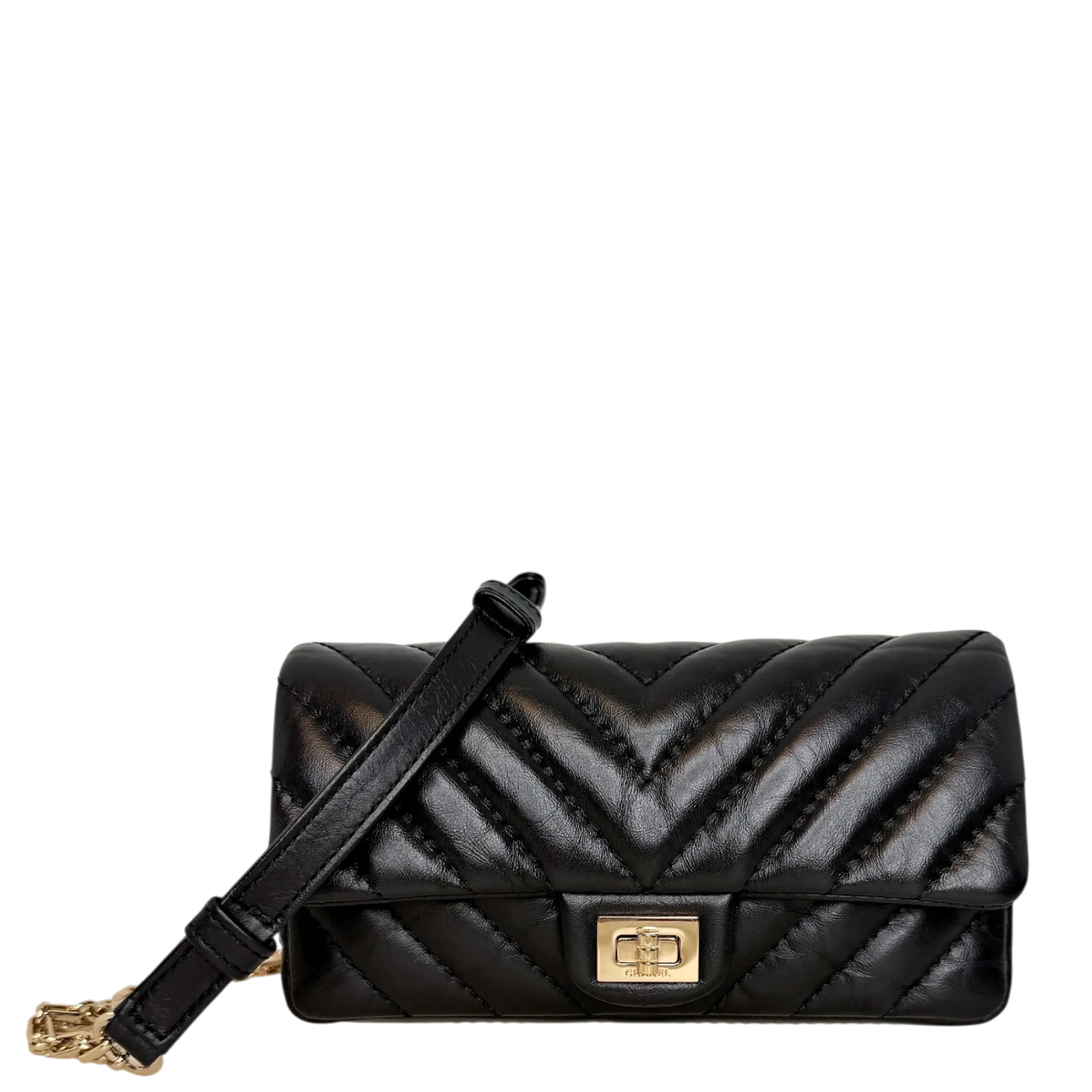 Chanel 2.55 Reissue Belt Bag Chevron Aged Calfskin Schwarz Gold Chanel