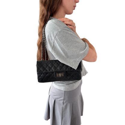 Chanel 2.55 Reissue East-West Flap Kaviarleder Grau, Ruthenium / neuwertig Chanel