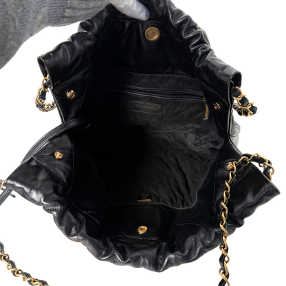 Chanel 22 kleine Hobo Bag Schwarz goldene Hardware Fullset / sehr gut Chanel