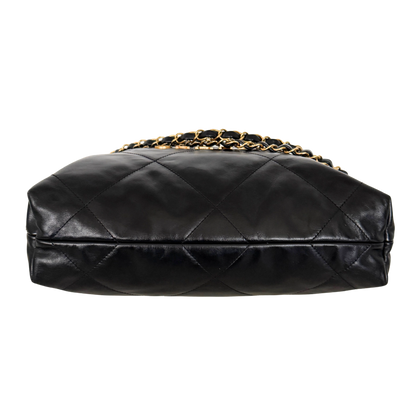 Chanel 22 kleine Hobo Bag Schwarz goldene Hardware Fullset / sehr gut Chanel