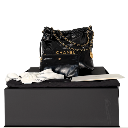 Chanel 22 kleine Hobo Bag Schwarz goldene Hardware Fullset / sehr gut Chanel