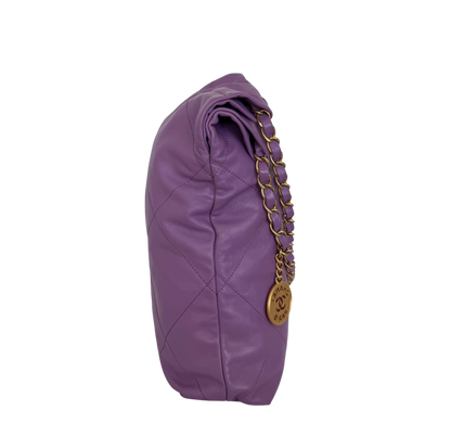 Chanel 22 mittelgroße Hobo Bag aus Kalbsleder Flieder goldene Hardware / sehr gut Chanel