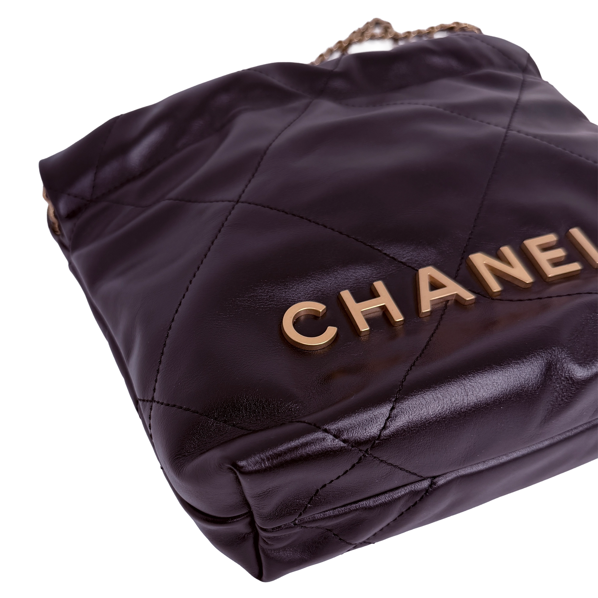 Chanel 22 klein Schwarz glänzenedes Kalbsleder GHW Fullset / neuwertig Chanel