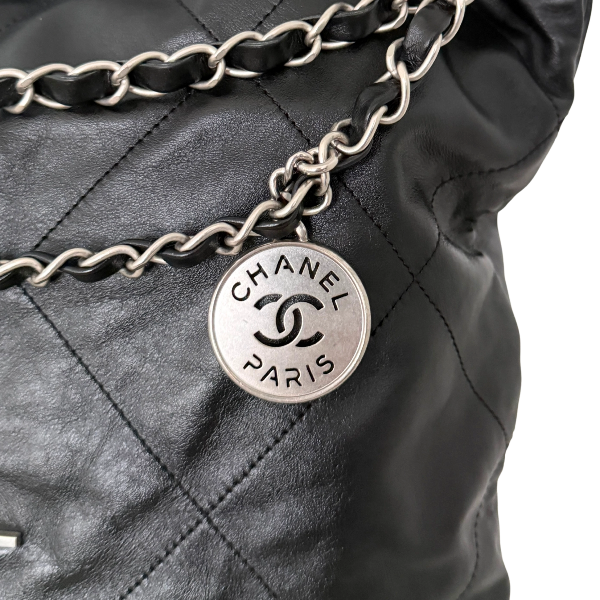 Chanel 22 mittelgroße Hobo Bag Schwarz silberne Hardware / sehr gut Chanel