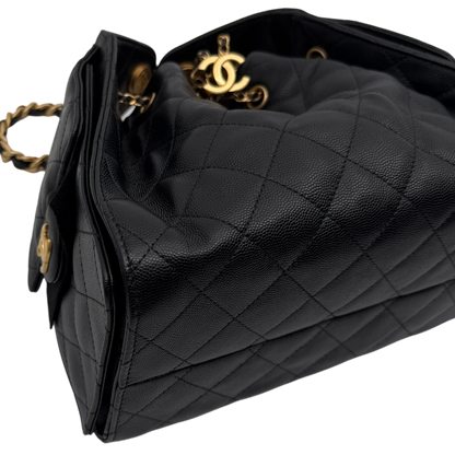 Chanel 25 Kleine Tasche Kaviarleder Schwarz Hardware Gold gealtert