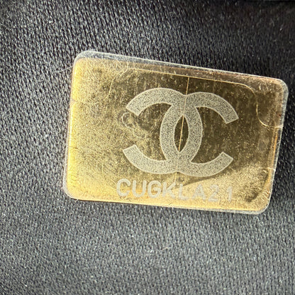Chanel 25 Kleine Tasche Kaviarleder Schwarz Hardware Gold gealtert