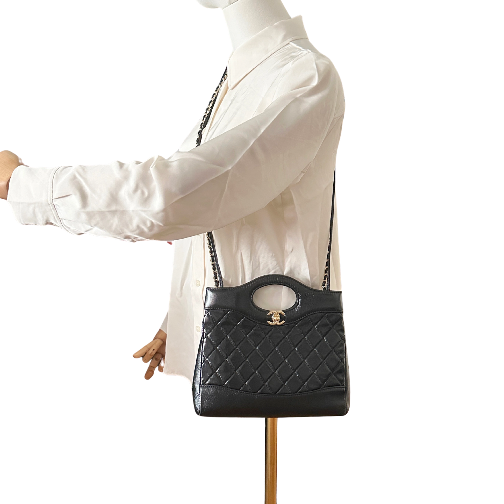 Chanel 31 Mini Shopper glänzendes Lammleder goldene Hardware / sehr gut Chanel