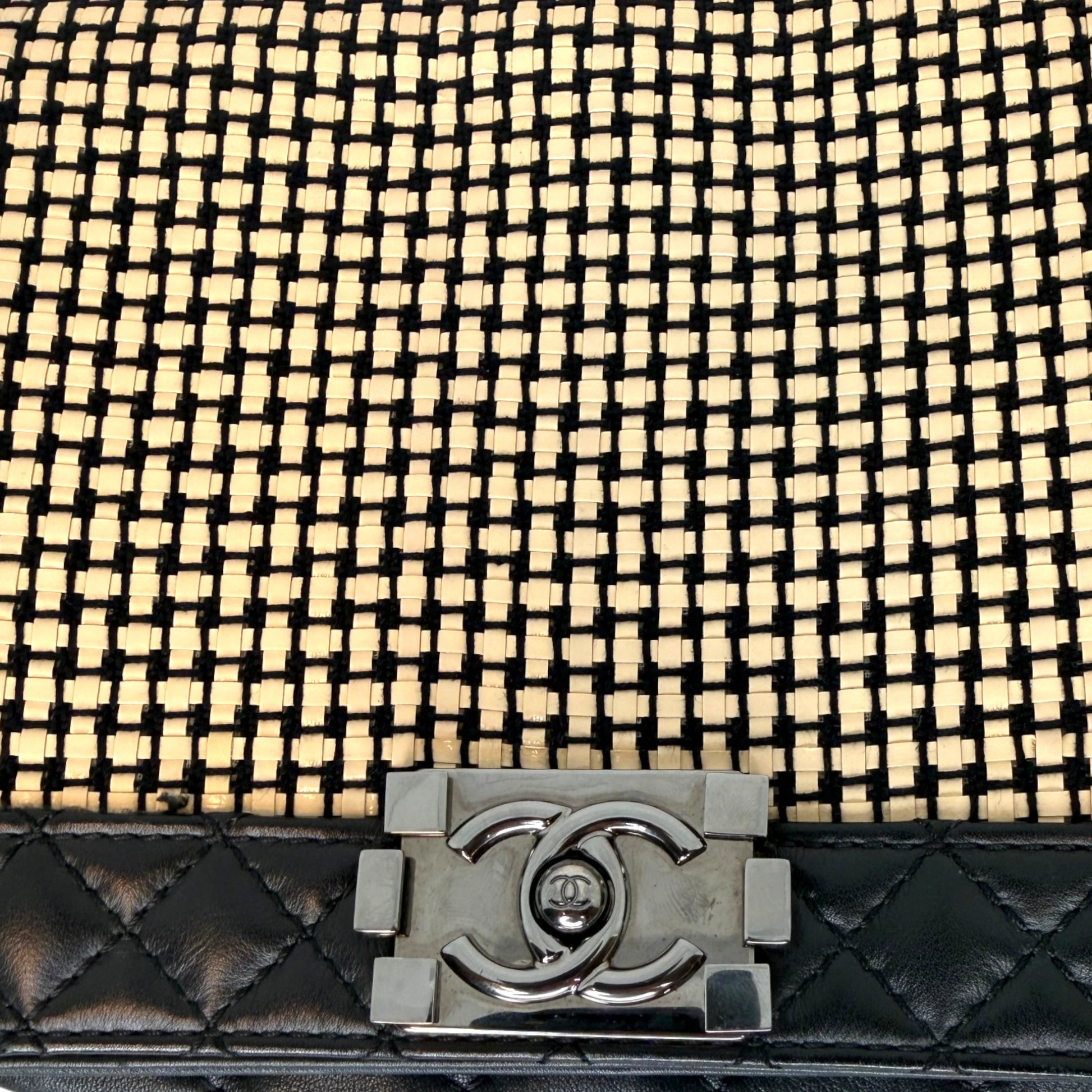 Chanel Boy Tasche Groß Lammleder / Rattan Schwarz / Beige Chanel