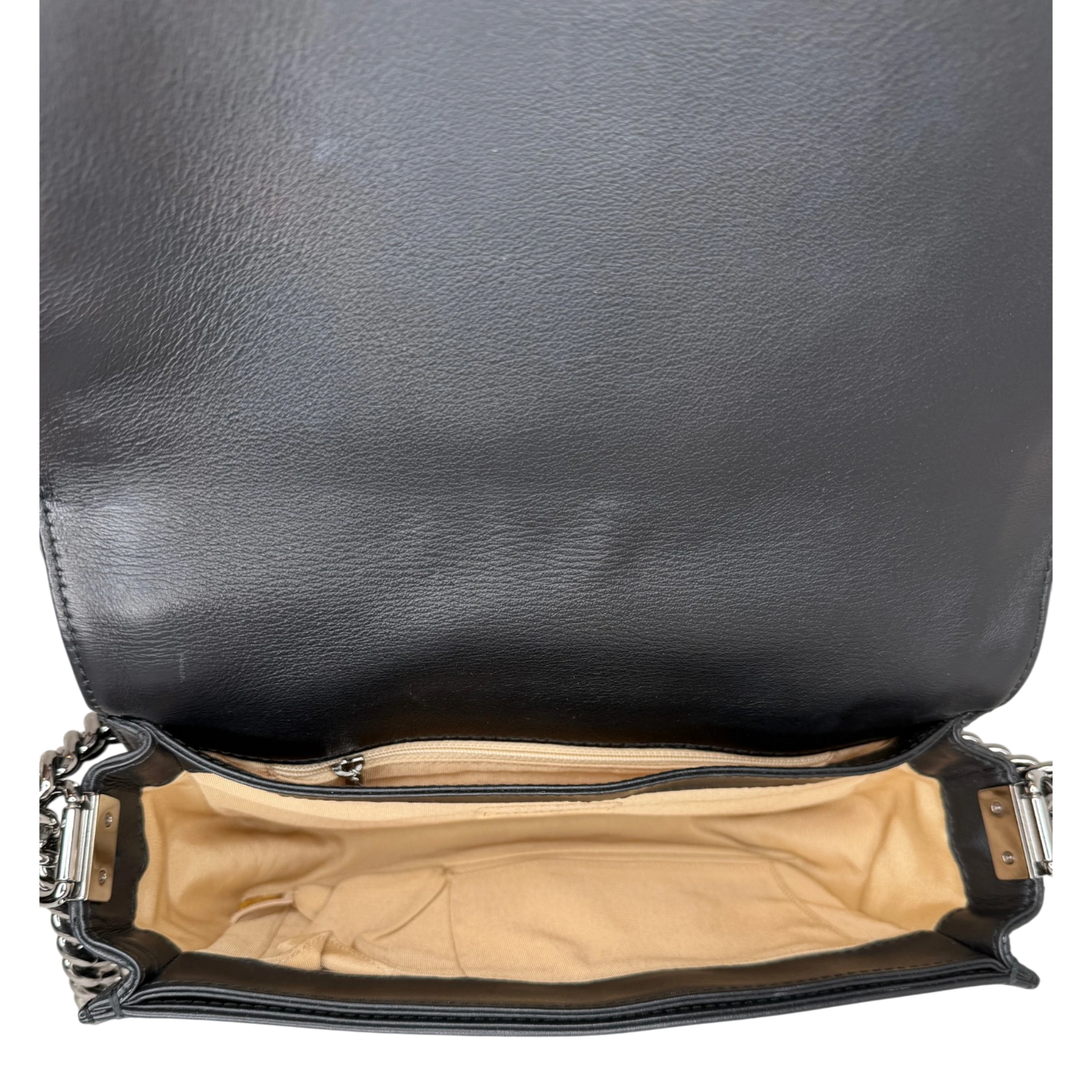 Chanel Boy Tasche Groß Lammleder / Rattan Schwarz / Beige Chanel