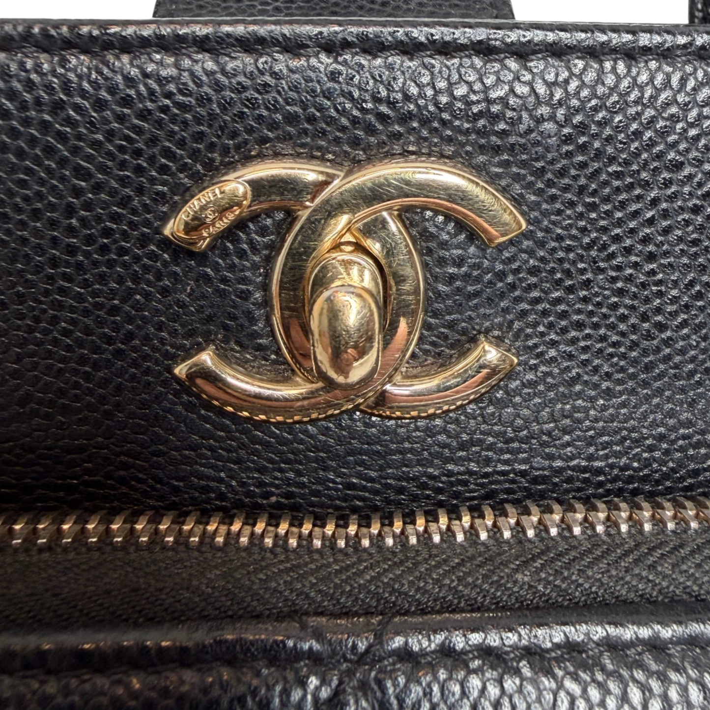 Chanel Business Affinity Small Kaviarleder schwarz GHW Chanel