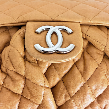 Chanel Chain Around Timeless Flap Bag hellbraun Leder CC-Logo / gut Chanel