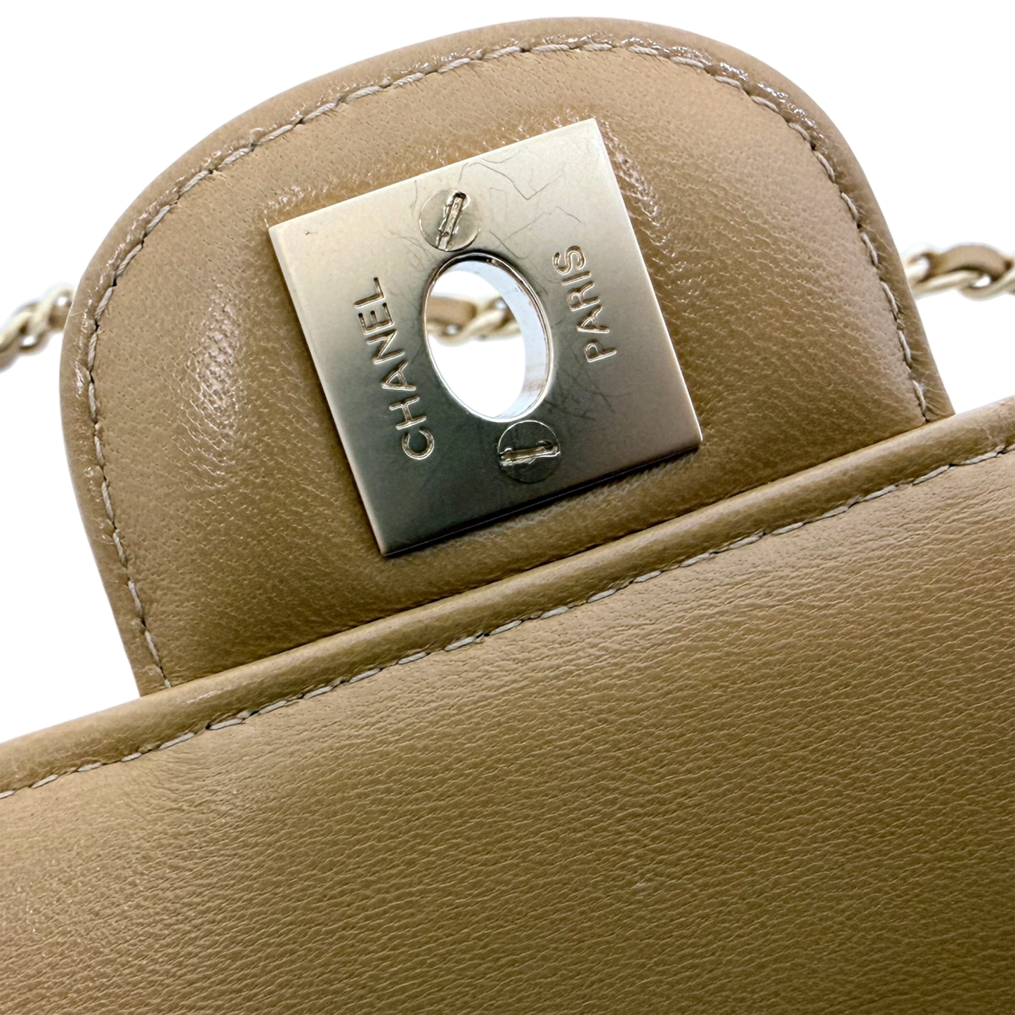 Chanel Chocolate Bar Bag Lammleder beige / sehr gut Chanel